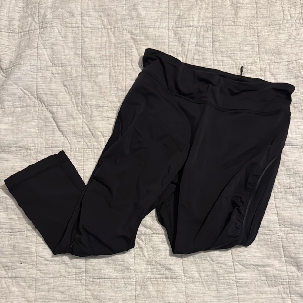Lululemon Athletica Black Leggings Sleek Stretchy Fit
